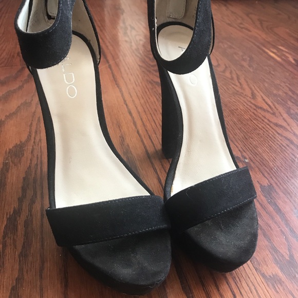 Heels! - Picture 3 of 3